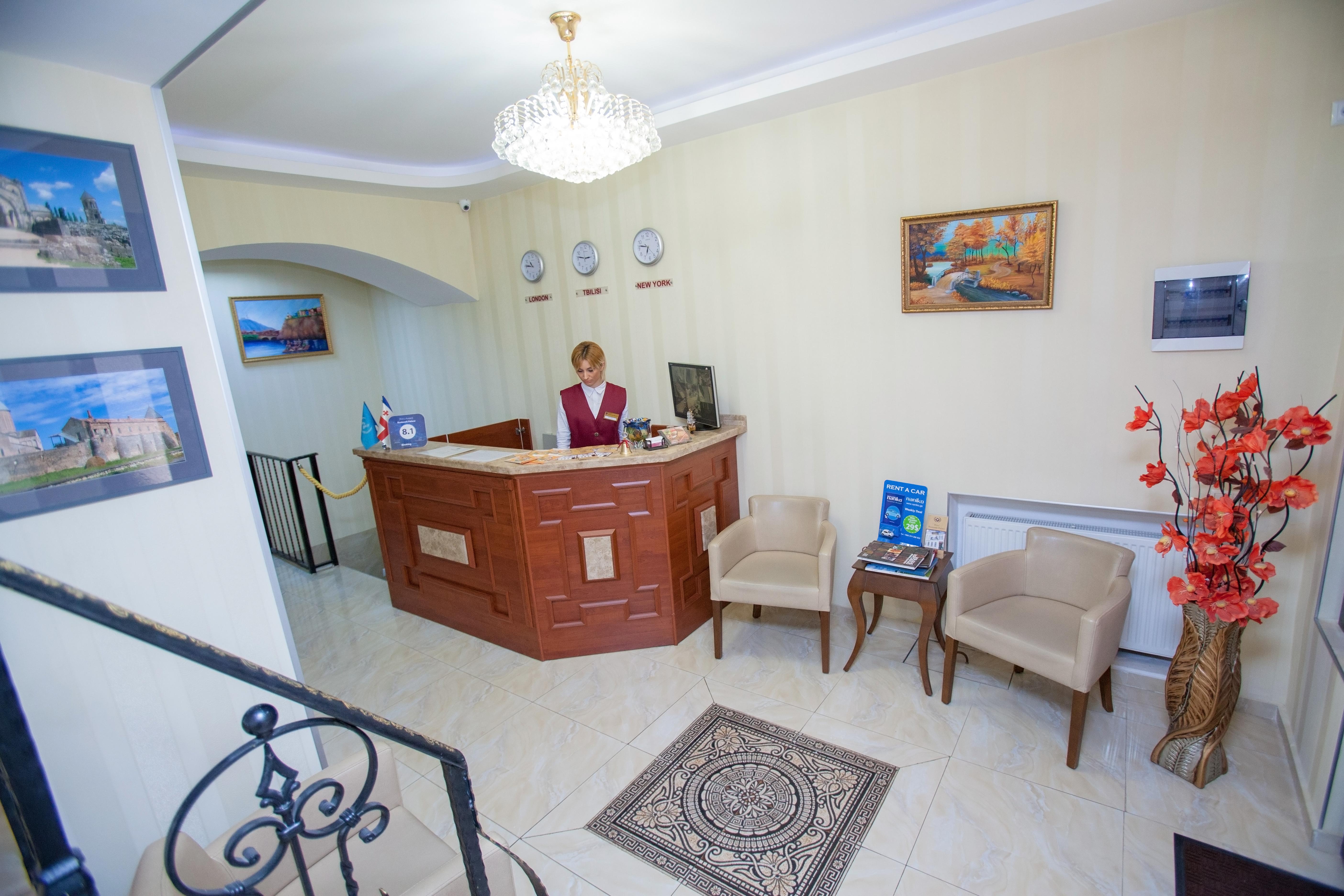 Rustaveli Palace Tbilisi Exteriér fotografie